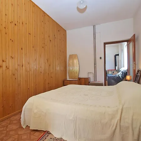 Apartments Ratko 1416 Galižana