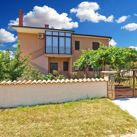 Apartments Ratko 1416