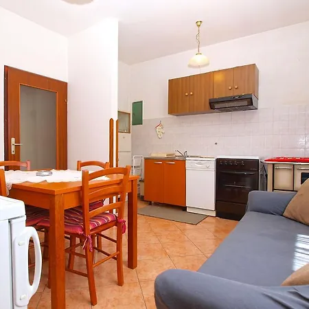 Apartments Ratko 1416 Apartament Galižana
